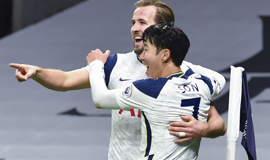Tottenham&#039;s Son Heung-min, right, who scored his side&#039;s first goal, celebrates with Tottenham&#039;s Harry Kane, left, who scored his side&#039;s second goal, during the English Premier Leag ...