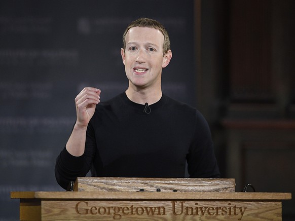 Facebook-Chef Mark Zuckerberg hat �nderungen bei seinem Sozialen Medium wegen umstrittener Posts angek�ndigt. (Archivbild)