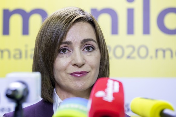 epa08823698 Presidential candidate Maia Sandu speaks to media after announcing the preliminary results of the second round of presidential elections in Chisinau, Moldova, 16 November 2020. With nearly ...