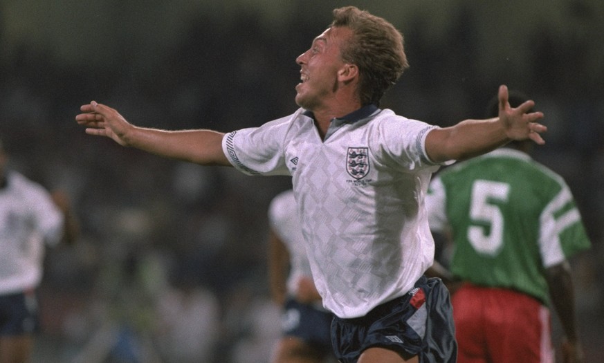1 Jul 1990: David Platt of England celebrates his goal during the World Cup Quarter Final match against Cameroon in Naples, Italy. England won the match 3-2. \ Mandatory Credit: Allsport UK /Allsport
