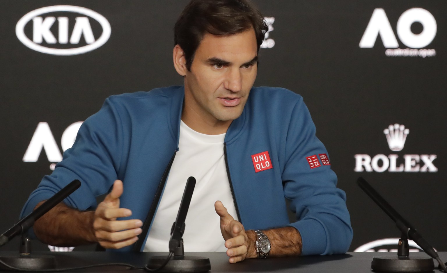 epa07279085 Roger Federer of Switzerland gestures during a press conference prior to the Australian Open Grand Slam tennis tournament in Melbourne, Australia, 13 January 2019. EPA/MAST IRHAM