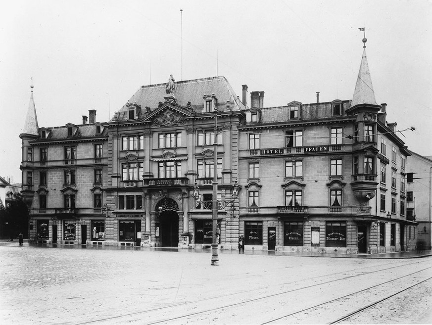 Das Schauspielhaus Pfauen im selben Jahr.