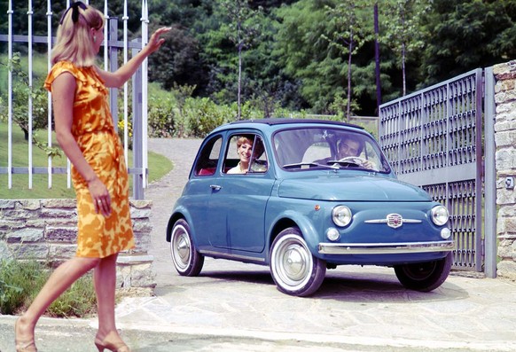 Fiat 500 60 Jahre Torino Italien Auto retro kleinwagen