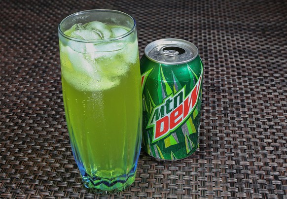 Mountain Dew limonade soda cola limette zitrone trinken zucker