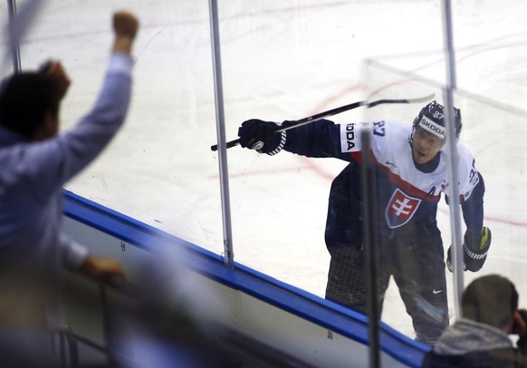 Slovakia&#039;s Ladislav Nagy celebrates after scoring against Norway during the Group A preliminary round match at the Ice Hockey World Championship in Minsk, Belarus, Wednesday, May 14, 2014. (AP Ph ...