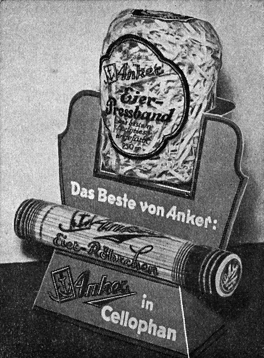 Cellophan als zusätzlicher Werbetreiber für Teigwaren. Das Bild stammt aus dem Jahr 1937.