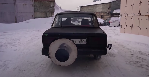 die lauteste und leiseste auspuffanlage der welt garage 54 russland auto https://youtu.be/HswYLG65-2I