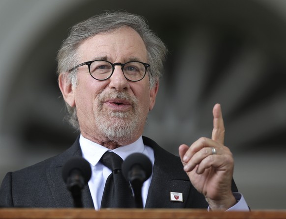 Filmmaker Steven Spielberg speaks during Harvard University commencement exercises, Thursday, May 26, 2016, in Cambridge, Mass. (AP Photo/Steven Senne)