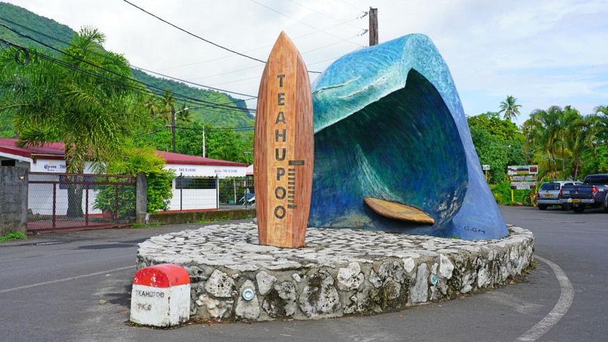 Surfen ist allgegenwärtig: Kreiselkunst in Teahupoo.