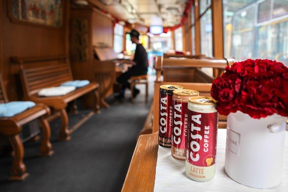Costa Coffee will auch Kaltgetränke in den Schweizer Handel bringen.
