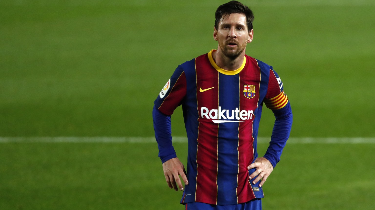 Barcelona&#039;s Lionel Messi gestures during the Spanish La Liga soccer match between FC Barcelona and Betis at the Camp Nou stadium in Barcelona, Spain, Saturday, Nov. 7, 2020. (AP Photo/Joan Monfor ...