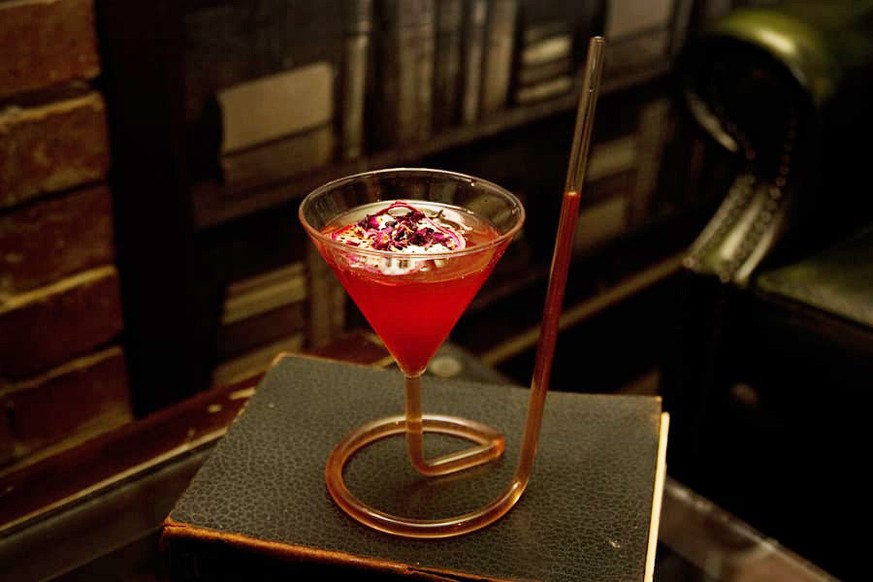 cocktail drinks trinken alkohol purl london mayfair mixologist https://www.purl-london.com