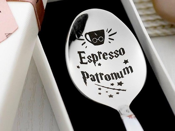 Harry Potter gift - coffee spoon with engraving Espresso Patronum for fans Personalization spoon of the name in the style of Harry Potter
https://www.etsy.com/listing/728039982/harry-potter-gift-coffe ...