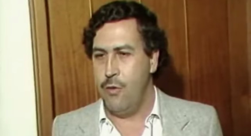 Pablo Escobar, der später zu Kolumbiens Staatsfeind Nummer 1 avanciert, finanziert Atlético National mit seinen Drogenmillionen.