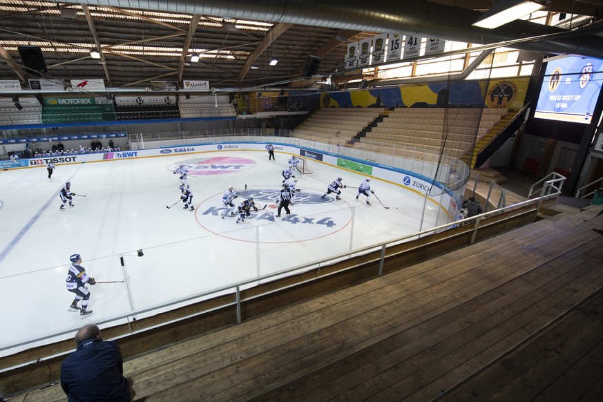 Geisterspiel beim Swiss Ice Hockey Cup 1/8 Final zwischen dem SC Langenthal und den EV Zug am Sonntag 25. Oktober 2020 in der Eishalle Schoren in Langenthal. (KEYSTONE /Marcel Bieri)