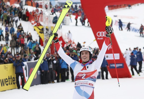 epa08167043 Winner Daniel Yule of Switzerland reacts after the men&#039;s Slalom race of the FIS Alpine Skiing World Cup event in Kitzbuehel, Austria, 26 January 2020. EPA/VALDRIN XHEMAJ