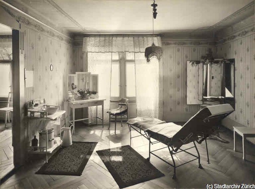 1922: Abtreibung und Kuppelei, Mainaustrasse 32