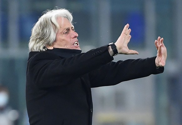 epa09022577 Benfica&#039;s head coach Jorge Jesus reacts during the UEFA Europa League round of 32 first leg soccer match between Benfica Lisbon and Arsenal London at Olimpico stadium in Rome, Italy,  ...