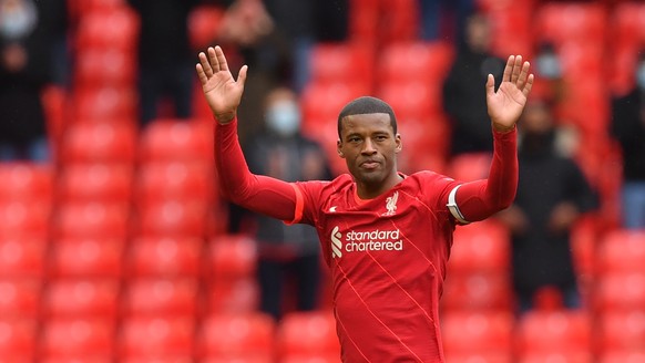 epa09223369 Liverpool&#039;s Georginio Wijnaldum walks off after being substituted during the English Premier League soccer match between Liverpool FC and Crystal Palace in Liverpool, Britain, 23 May  ...