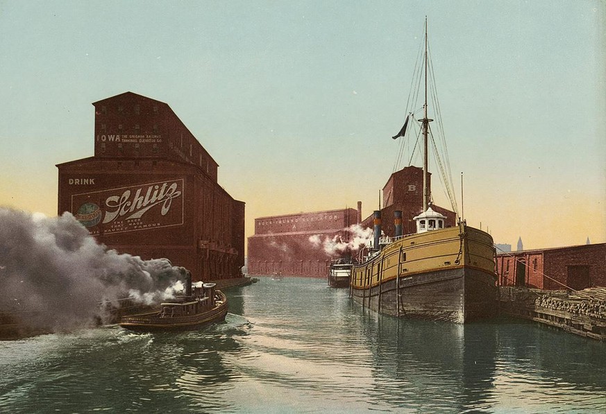 Auch Abbildungen aus der Schifffahrt erfreuten sich grosser Beliebtheit. Hier ein Bild der Binnenschiffahrt auf dem Chicago River.