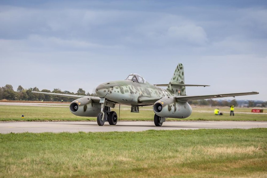 Messerschmitt Me 262, an der Czech International Air Fest Air Show 2015 in Hradec Kralove