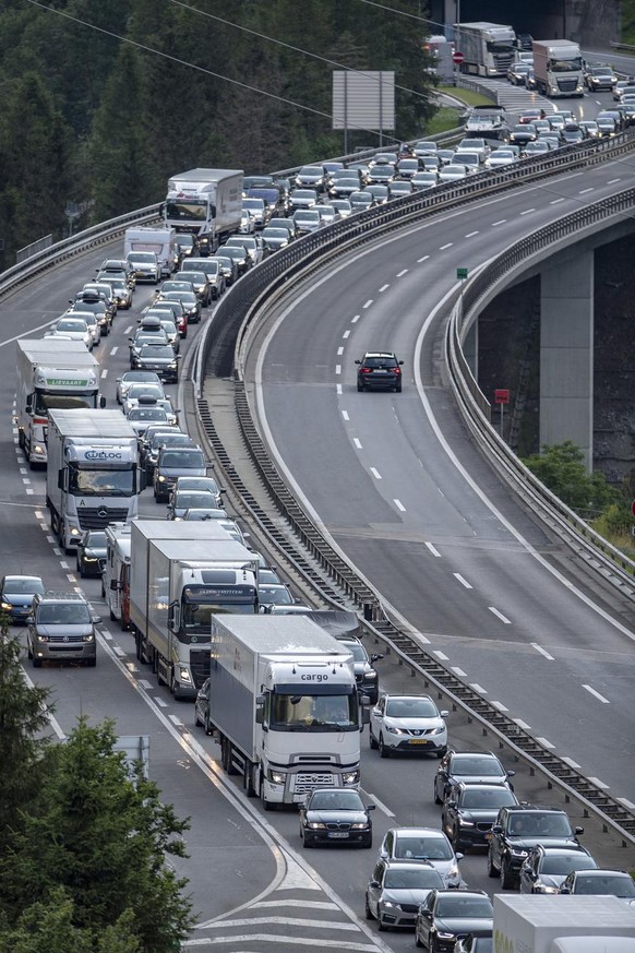 A traffic jam in Wassen Switzerland, in front of the Gotthard tunnel with a length up to 5 kilometres, on Saturday, 18 July 2020. The summer holidays begin this weekend throughout Switzerland and in t ...