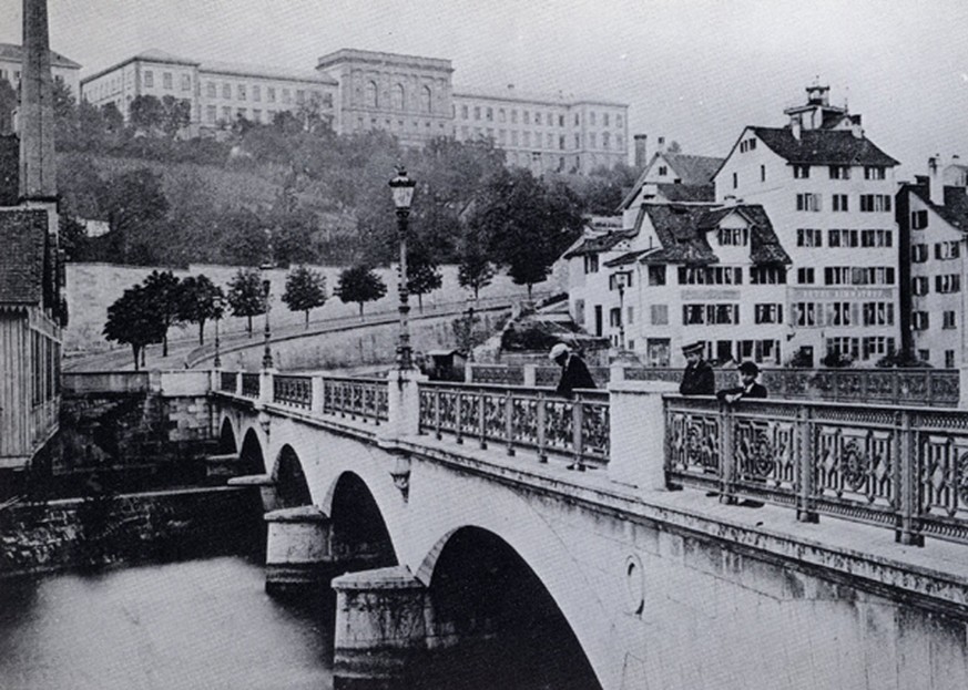 Die Brücke am Central im Jahr 1875.