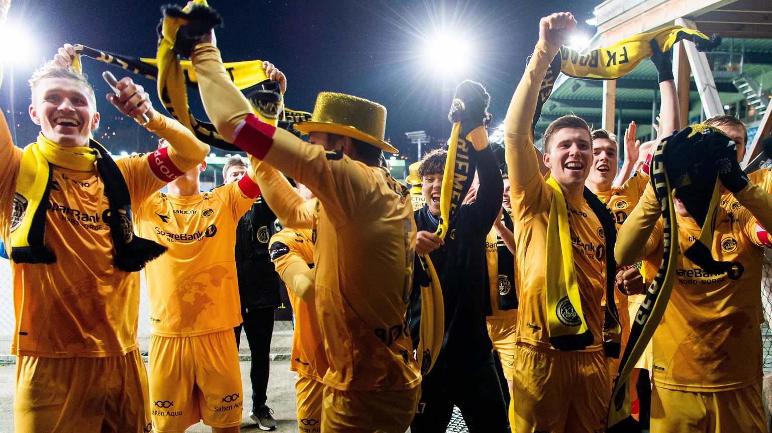 201122 Alfons Sampsted of Bodo/Glimt celebrate after becoming Norwegian champions after the Eliteserien football match between Stromsgodset and Bodo/Glimt on November 22, 2020 in Drammen. Photo: Vegar ...