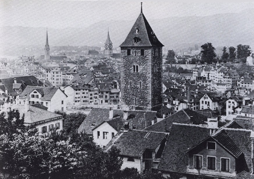 Der Seilergraben 1878: Der letzte, 29 Meter hohe Befestigungsturm wurde im selben Jahr abgerissen.