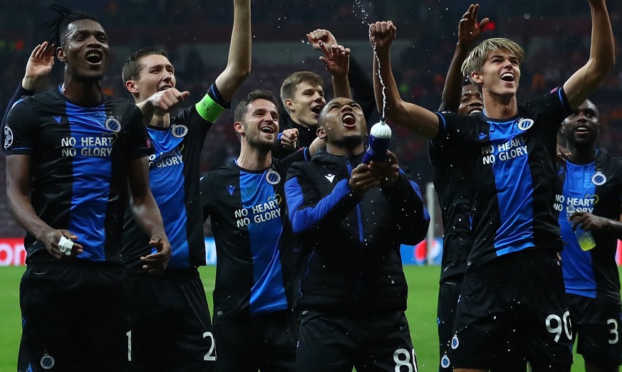 epa08027490 Club Brugge&#039;s players celebrate after the UEFA Champions League group A soccer match between Galatasaray and Club Brugge in Istanbul, Turkey, 26 November 2019. EPA/SEDAT SUNA