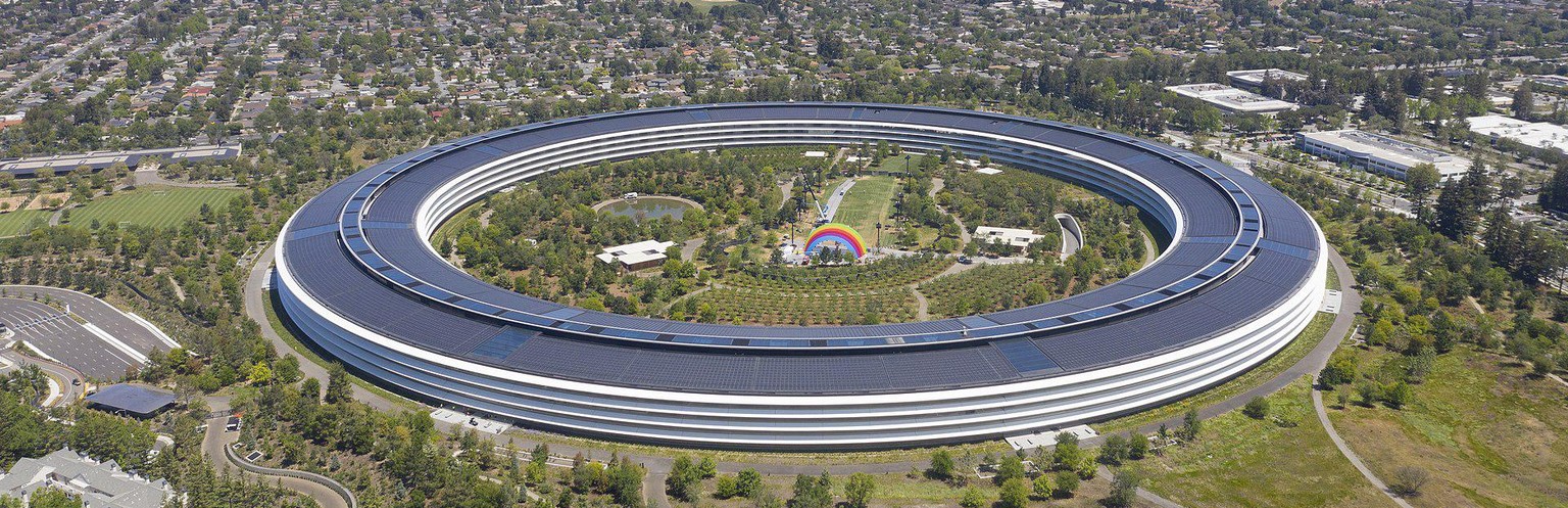 Von der Garage bis zum Ring: Apples Hauptquartier hat sich ein bisschen entwickelt.