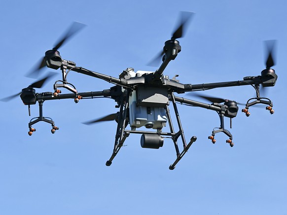 Immer mehr Drohnen surren über dem Alpstein. Jetzt will die Appenzell Innerrhoder Regierung die Fluggeräte verbieten (Archivbild).