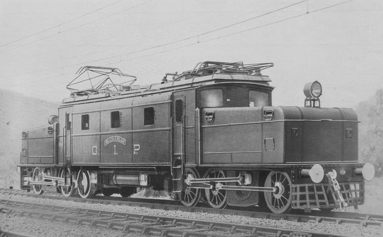 Das erste «Krokodil» der Great Indian Peninsula Railway.