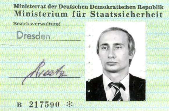 Putins Stasi ID